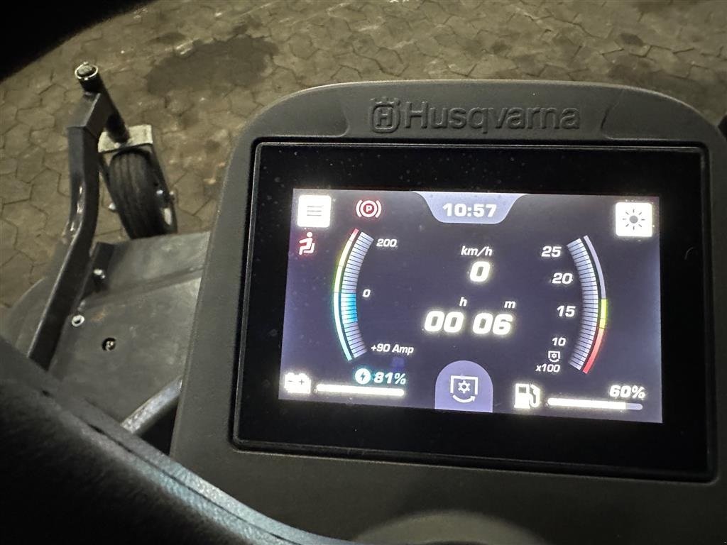 Sonstiges des Typs Husqvarna P535HX Hybrid, Gebrauchtmaschine in Aabenraa (Bild 5)