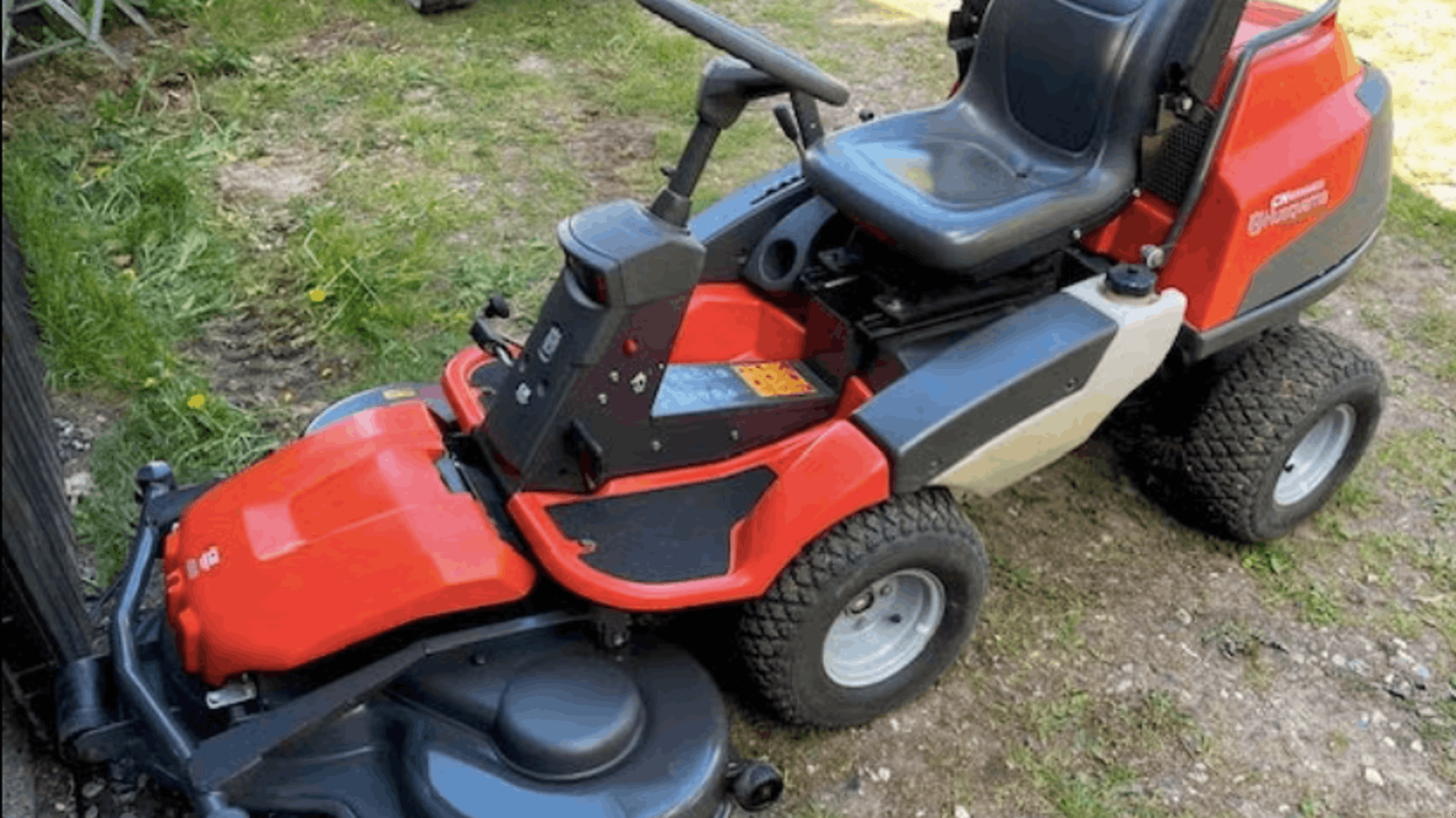 Sonstiges typu Husqvarna r 422ts awd, Gebrauchtmaschine v Randers NØ (Obrázek 1)