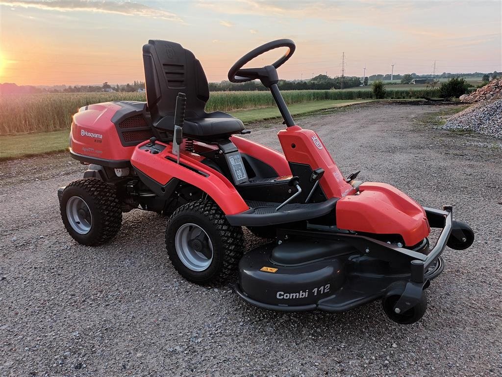 Sonstiges des Typs Husqvarna R318, Gebrauchtmaschine in Store Heddinge (Bild 1)