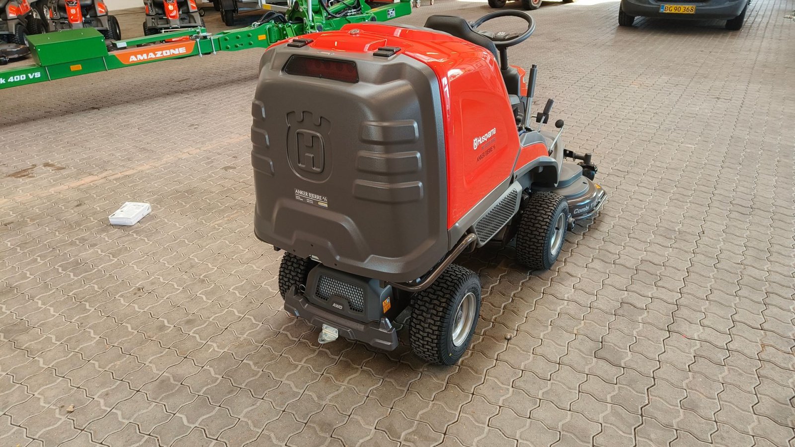 Sonstiges типа Husqvarna RC 320Ts AWD, Gebrauchtmaschine в Lemvig (Фотография 3)