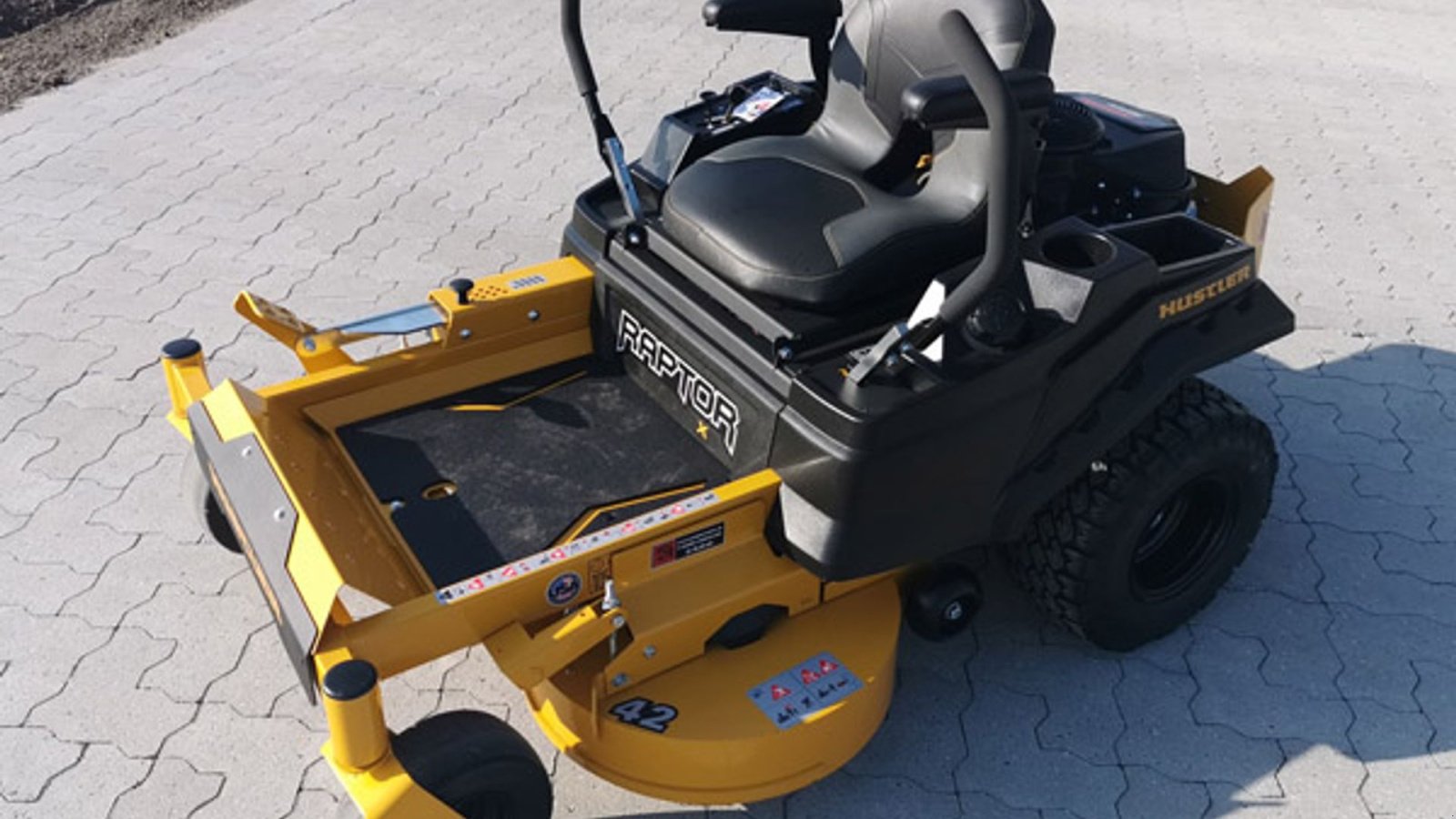 Sonstiges типа Hustler  Raptor X 42, Gebrauchtmaschine в Vrå (Фотография 11)