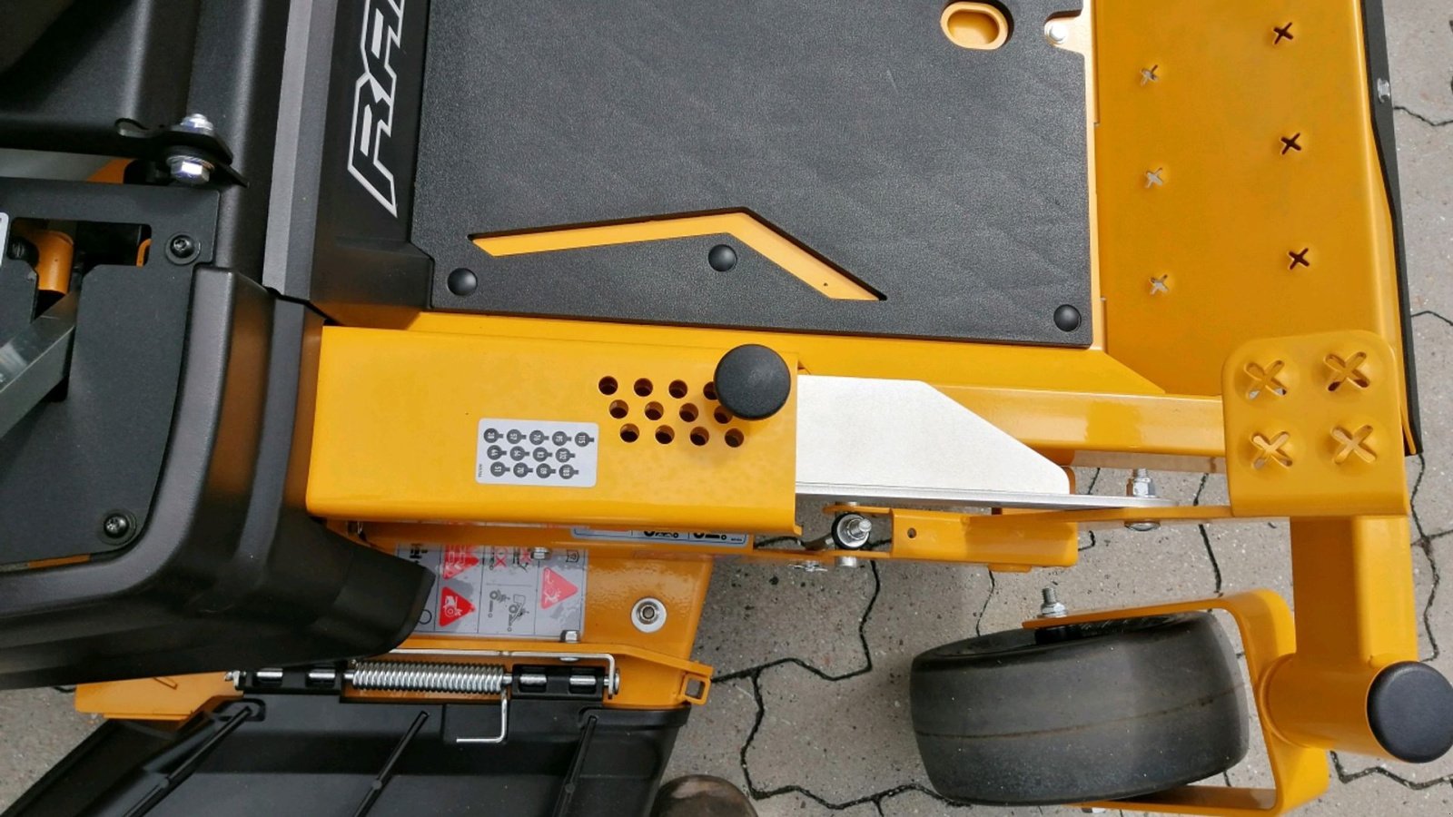 Sonstiges от тип Hustler  Raptor X 42, Gebrauchtmaschine в Vrå (Снимка 7)