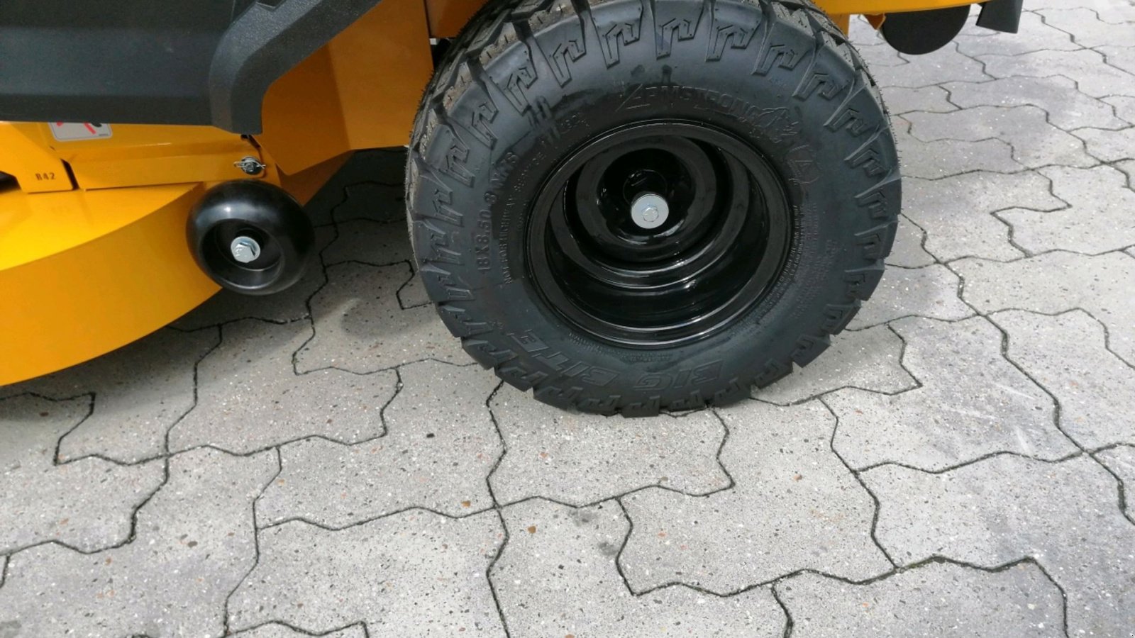 Sonstiges a típus Hustler  Raptor X 42, Gebrauchtmaschine ekkor: Vrå (Kép 5)