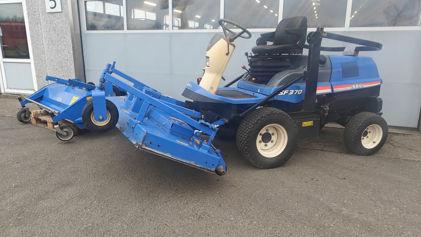 Sonstiges Türe ait Iseki SF 370 MEGET VELHOLDT - Inklusiv slagleklipper, Gebrauchtmaschine içinde Holstebro (resim 2)