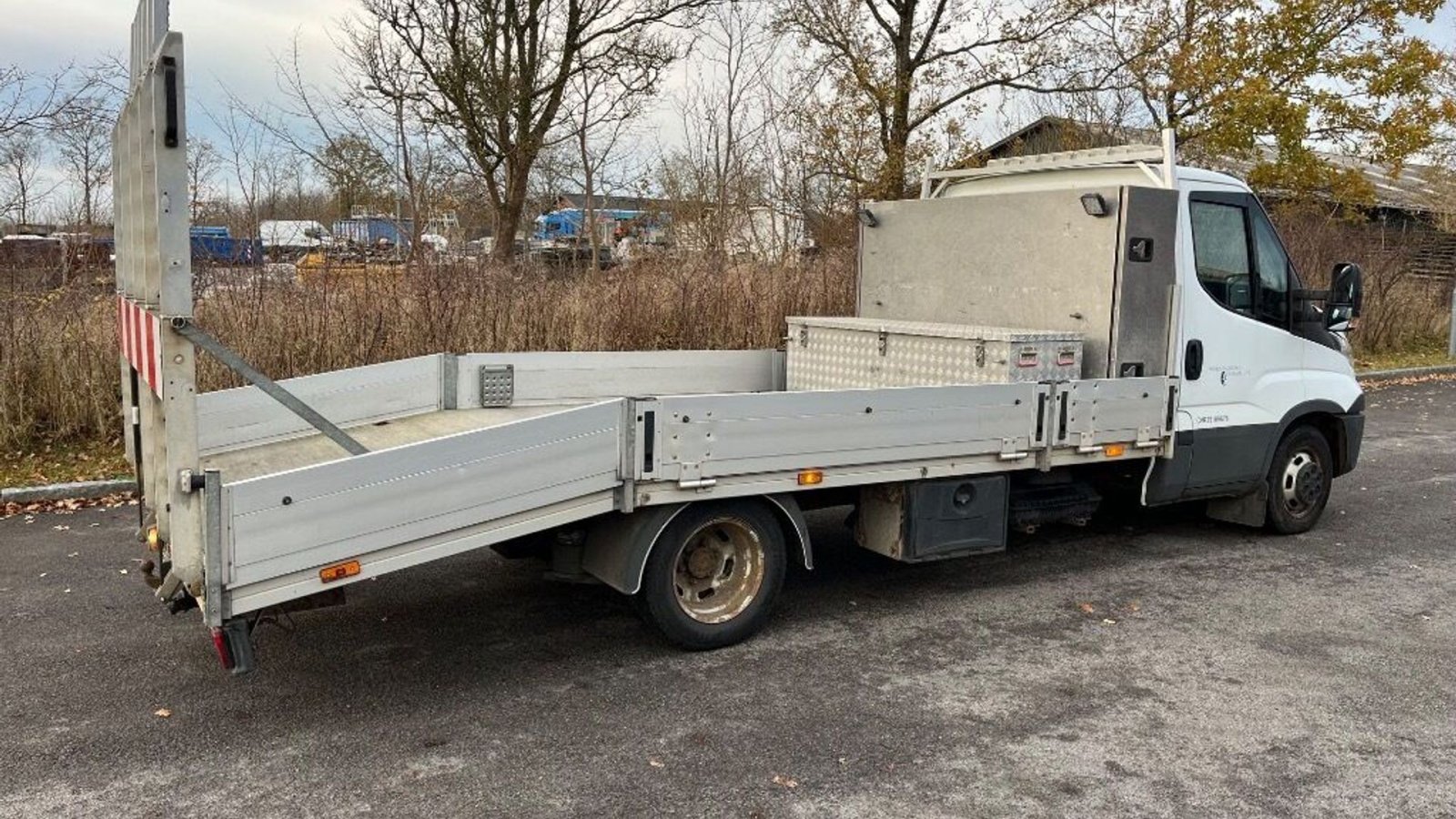 Sonstiges типа Iveco 35C18 3,0D med Alu-knæklad og læsserampe., Gebrauchtmaschine в Rødovre (Фотография 3)