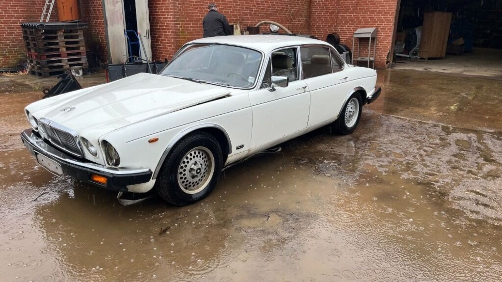 Sonstiges del tipo Jaguar XJ 6 4,2 Oldtimer, Gebrauchtmaschine en Rødovre (Imagen 1)