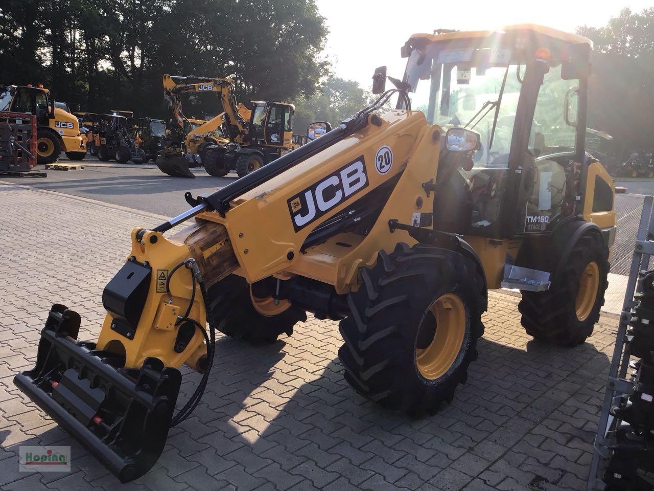 Sonstiges des Typs JCB TM180 AGRI, Neumaschine in Bakum (Bild 1)