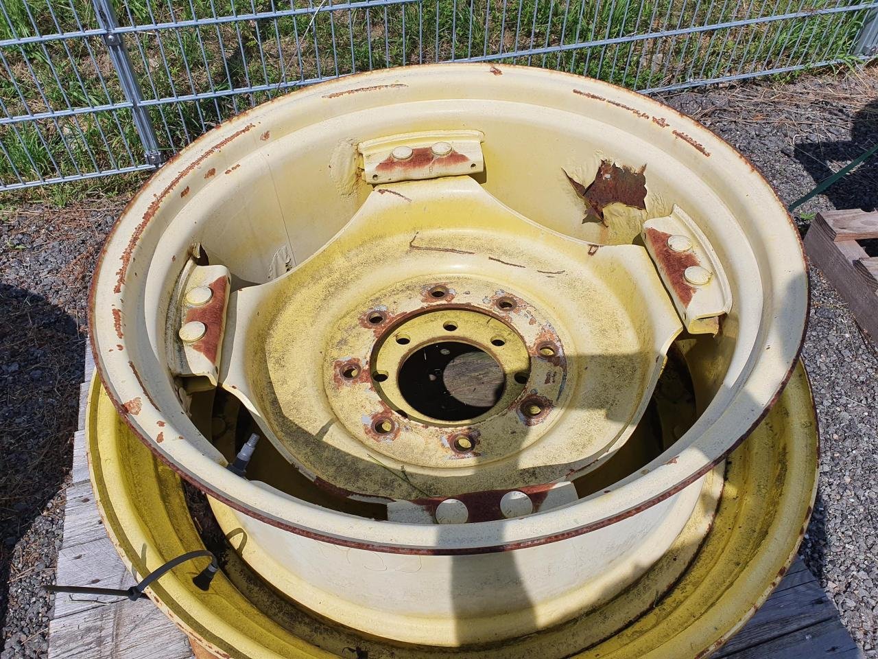 Sonstiges des Typs John Deere 12x28 Böckfelge, Gebrauchtmaschine in Zweibrücken (Bild 1)