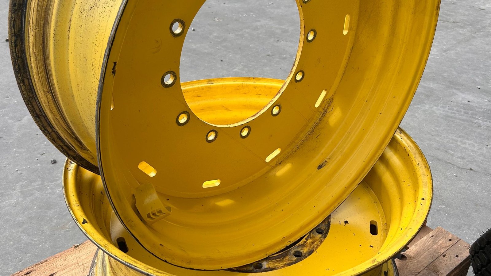 Sonstiges of the type John Deere 8345 Passer til de fleste JD 36” fælg, Gebrauchtmaschine in Løgstør (Picture 1)