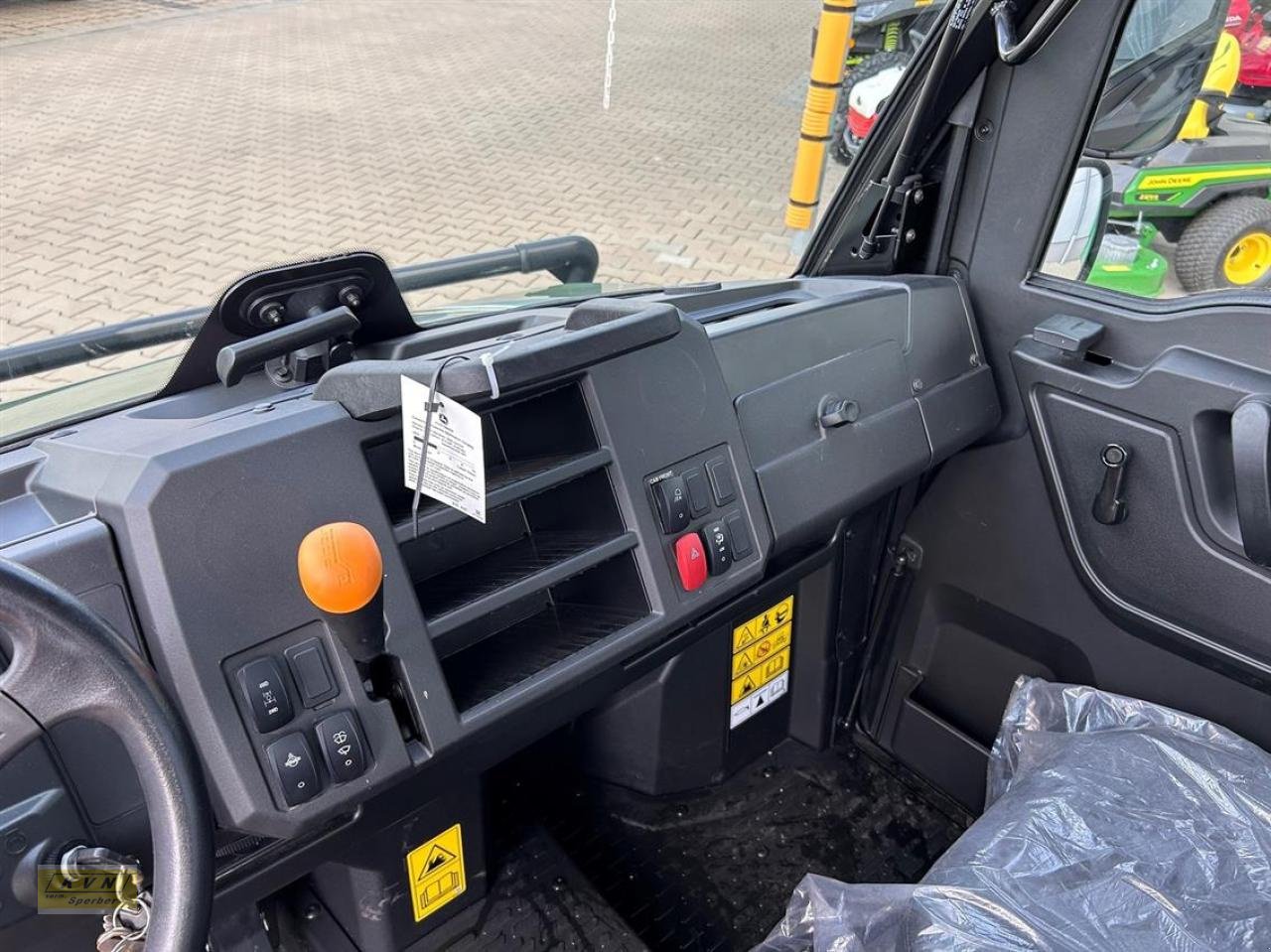 Sonstiges типа John Deere XUV835M, Neumaschine в Fürth (Фотография 5)