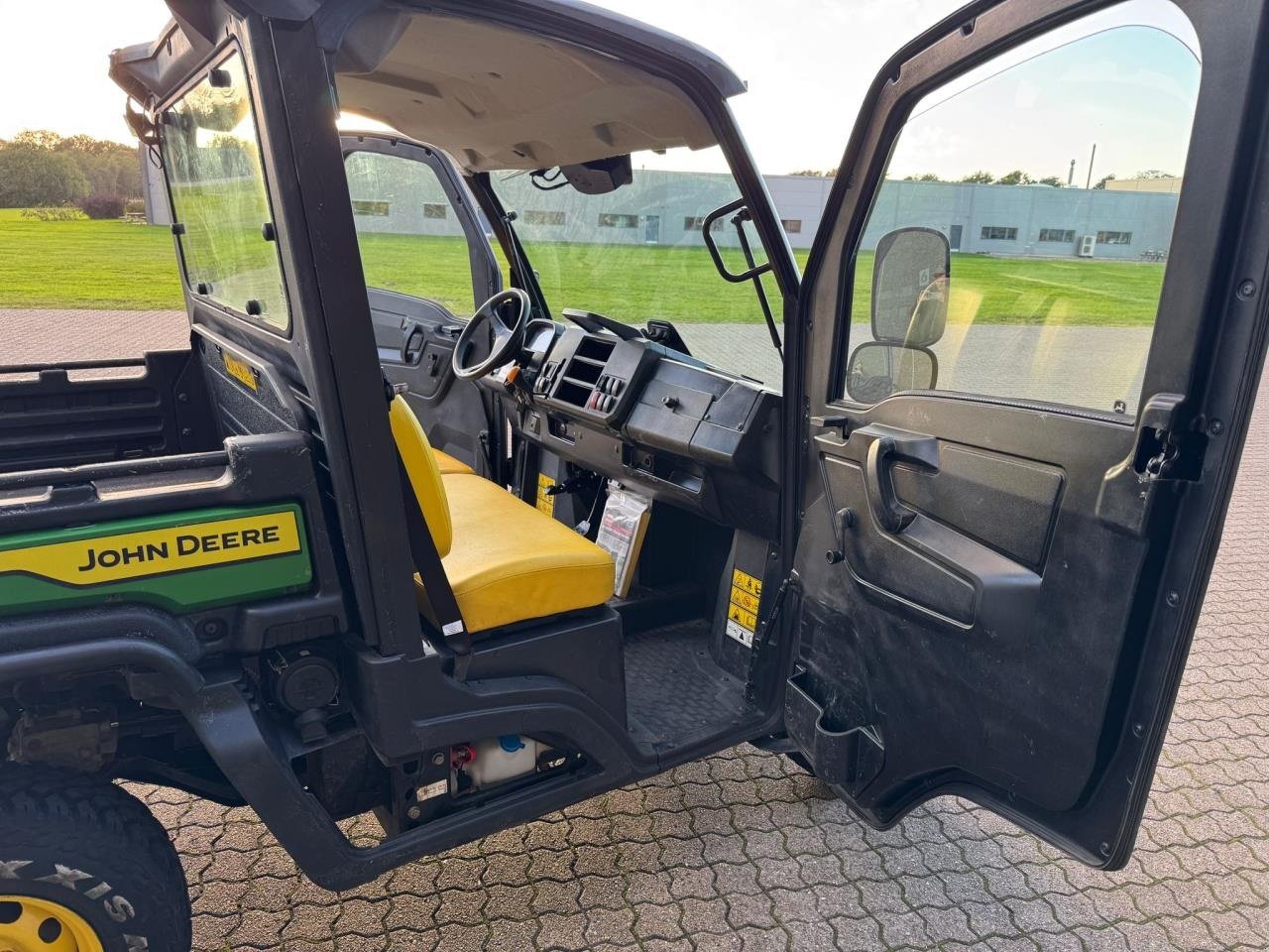 Sonstiges of the type John Deere XUV865M, Gebrauchtmaschine in Brønderslev (Picture 3)