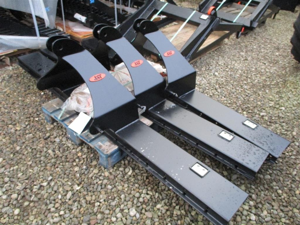 Sonstiges of the type JST 2.5 mtr Made in DANMARK Gårdsplads-Rive som er kraftig., Gebrauchtmaschine in Lintrup (Picture 13)