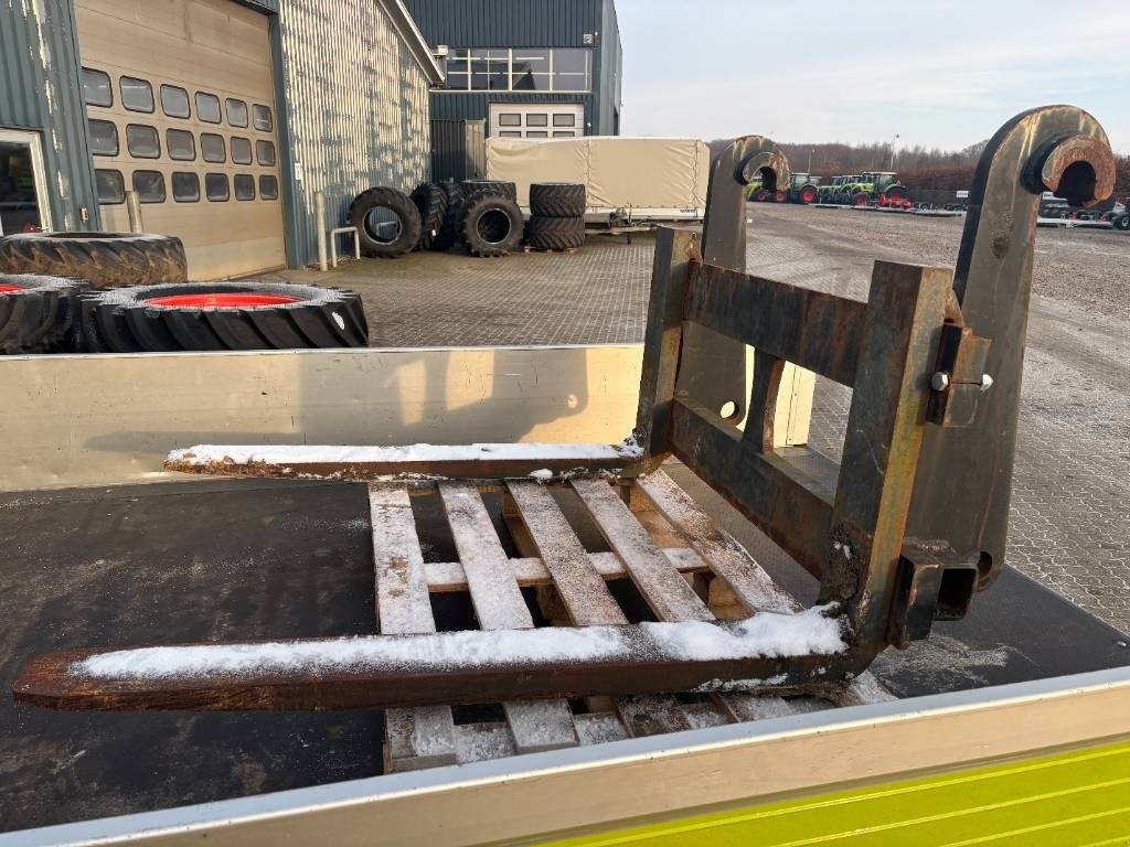 Sonstiges van het type JST Pallegafler 5 Tons med Volvo skifte BM, Gebrauchtmaschine in Ribe (Foto 5)