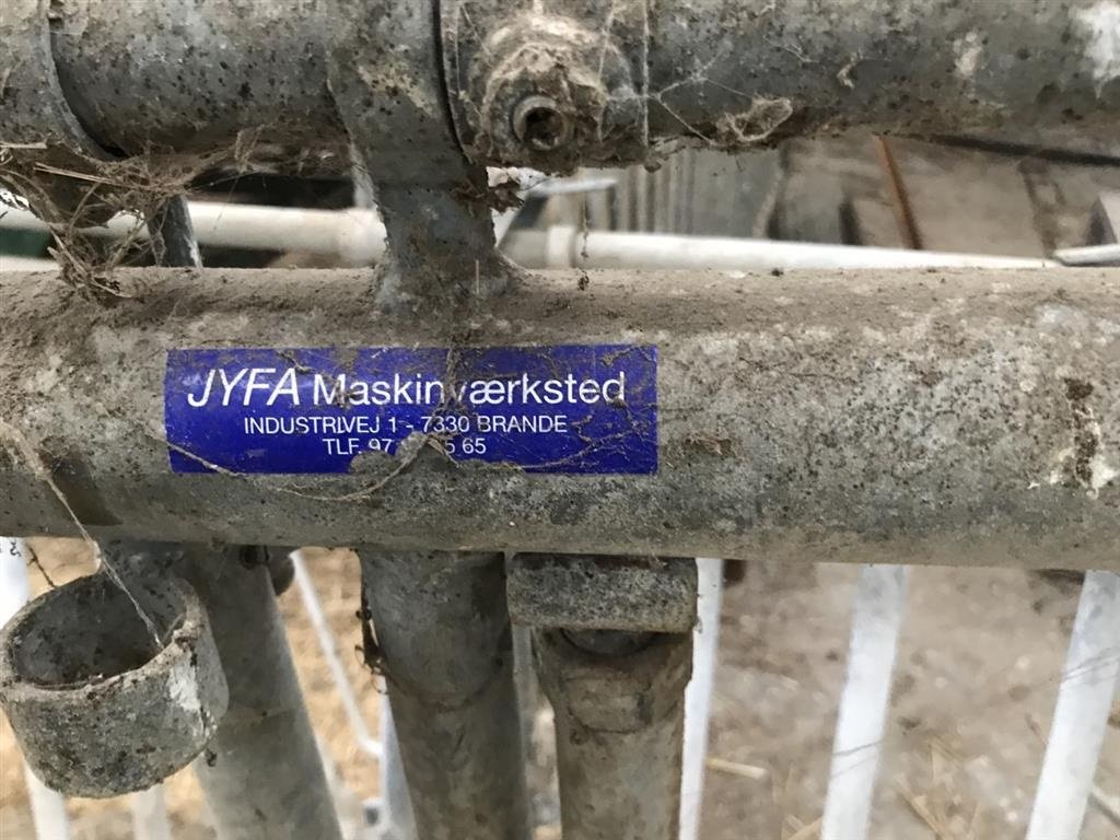Sonstiges a típus Jyden Fanggitter til kvæg. Justerbar halsåbning, Gebrauchtmaschine ekkor: øster ulslev (Kép 3)