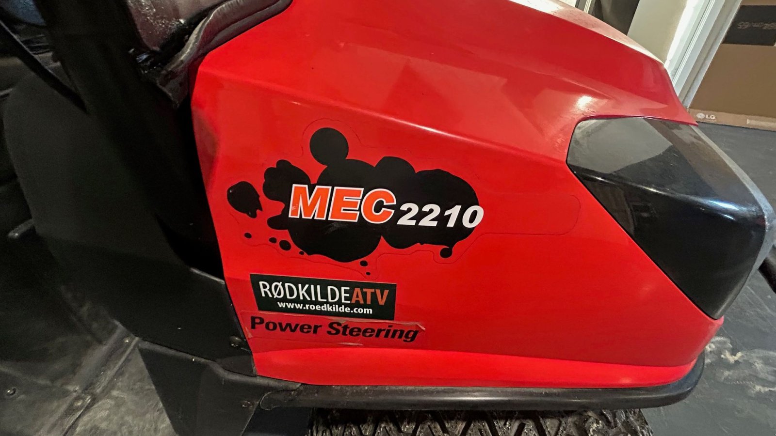 Sonstiges typu Kioti Mechron 2210, Gebrauchtmaschine w Arden (Zdjęcie 3)