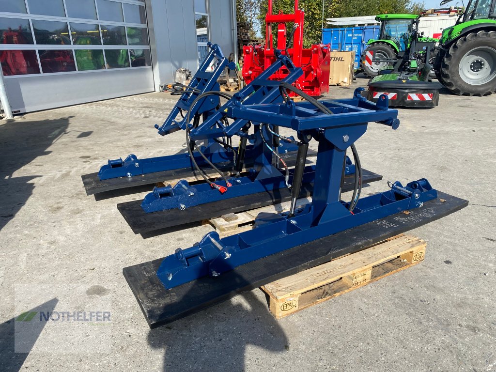 Sonstiges des Typs Kolaszewski Gummischiebeschild 2,4m-2,6m, Neumaschine in Pforzen (Bild 10)