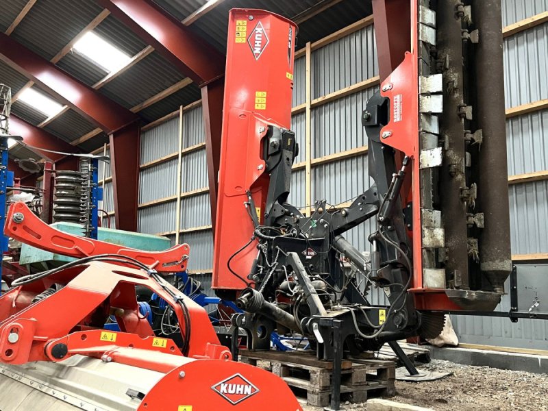 Sonstiges del tipo Kuhn BP 8300 inkl. BPR 305 PRO med fronthjul, Gebrauchtmaschine en Borre (Imagen 1)