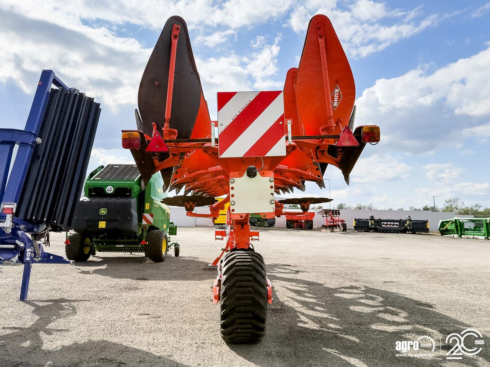 Sonstiges des Typs Kuhn Multileader 6/8T42 6+2 reversible plough, skimmer, disc coulter, Gebrauchtmaschine in Csengele (Bild 9)