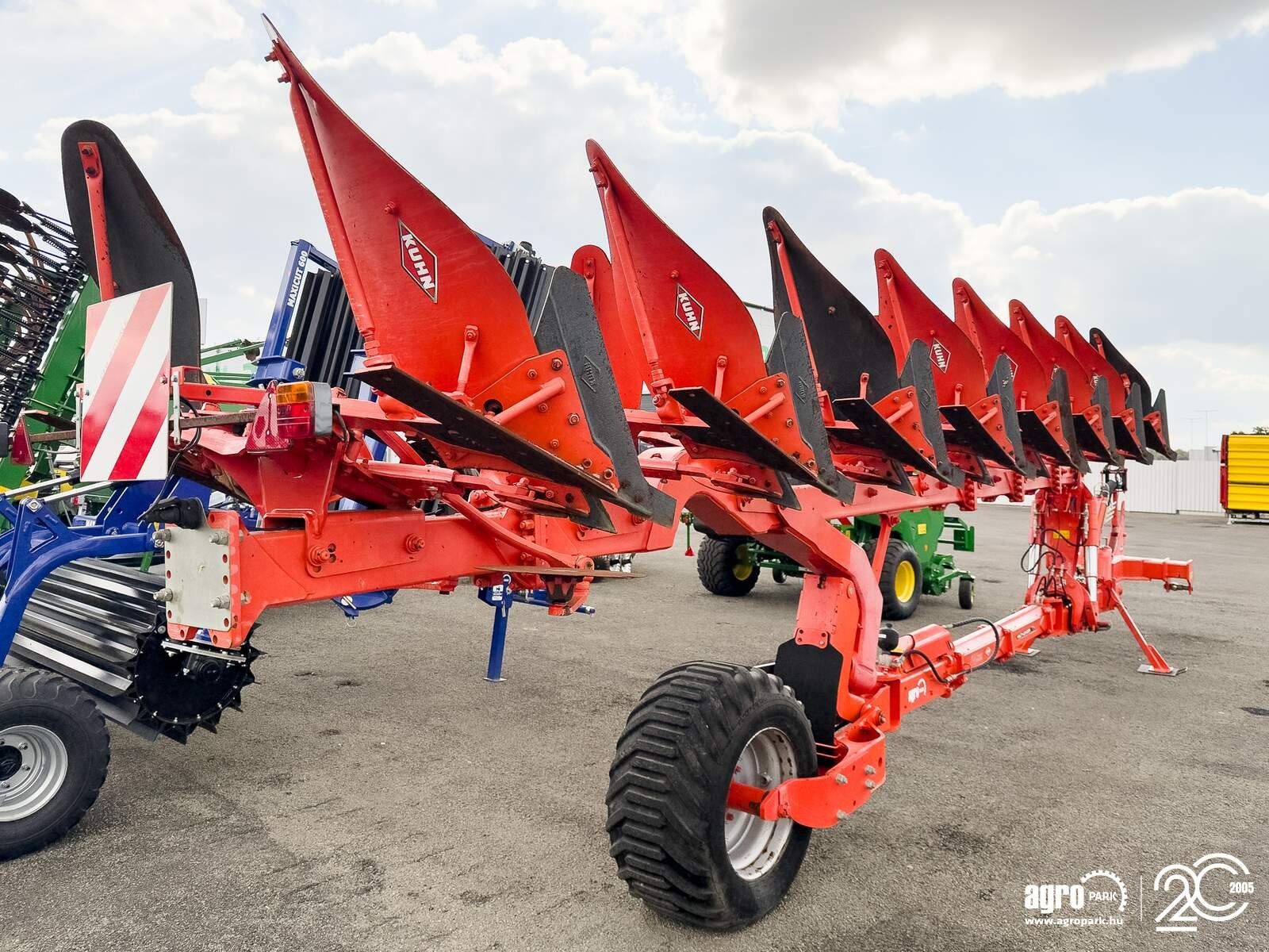 Sonstiges des Typs Kuhn Multileader 6/8T42 6+2 reversible plough, skimmer, disc coulter, Gebrauchtmaschine in Csengele (Bild 22)