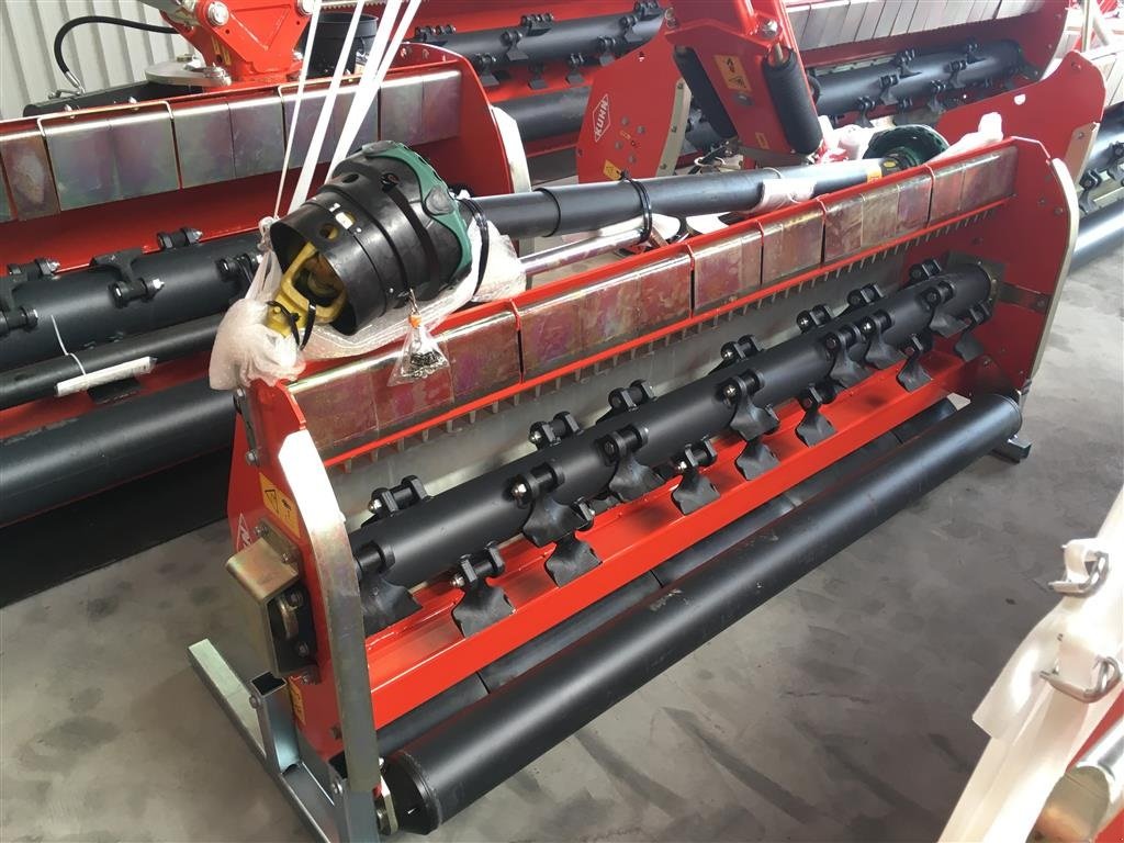 Sonstiges tip Kuhn TB 211 Select Hammerslagler, vidvinkel, Gebrauchtmaschine in Løgstør (Poză 2)