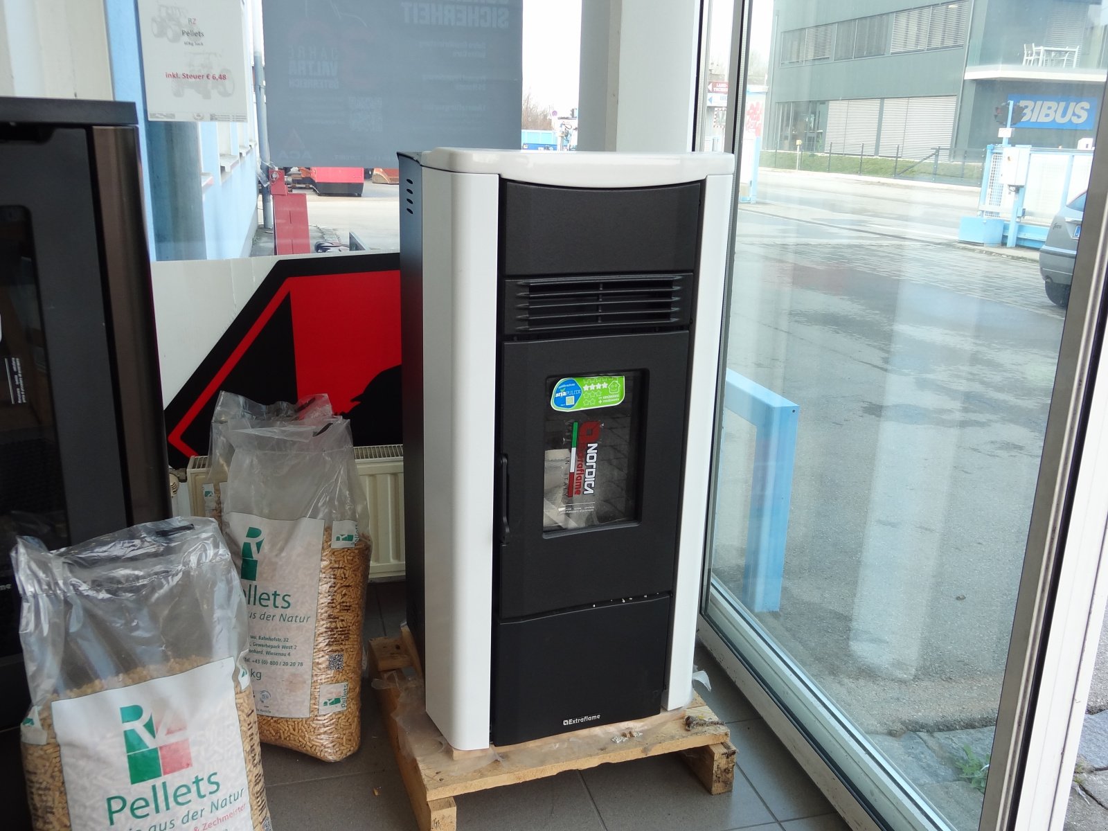 Sonstiges des Typs La Nordica Pelletofen, Neumaschine in St.Andrä-Wördern (Bild 1)