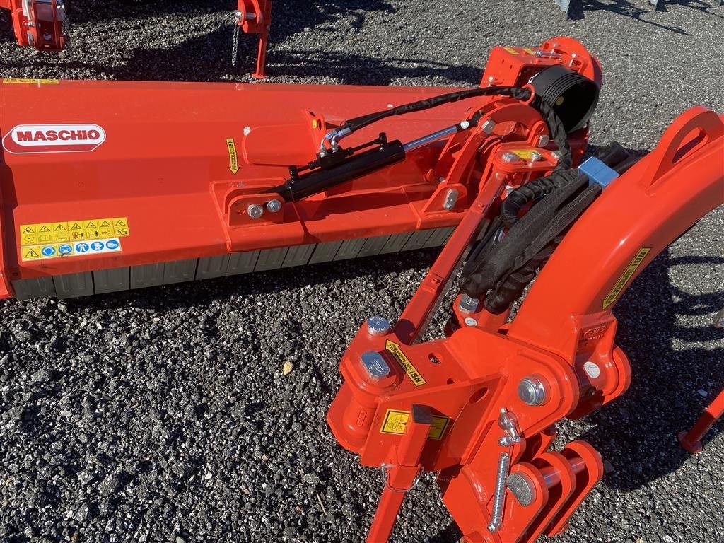 Sonstiges typu Maschio Giraffa XL 210 Giraffa XL 210 SE indvendig gearbox - INKL. VIDVINKEL PTO, Gebrauchtmaschine v Holstebro (Obrázek 2)