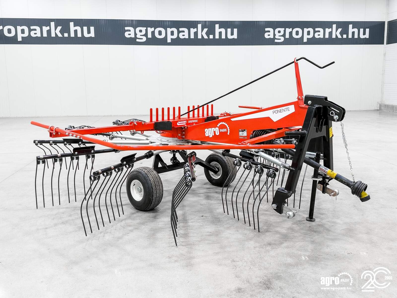 Sonstiges typu Maschio Ponente 420 4.15 m single-arm rake, 1.6 m swath width, working height adjustable from the cab, Gebrauchtmaschine v Csengele (Obrázek 2)