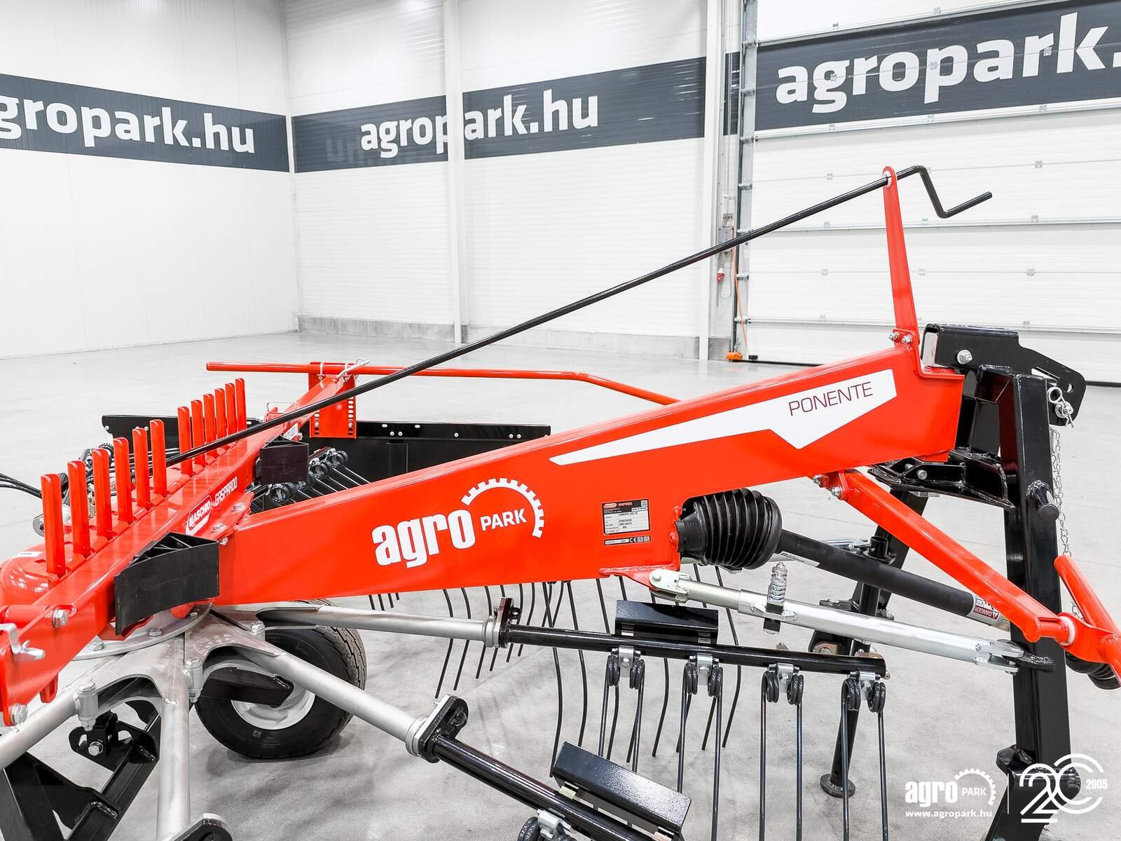 Sonstiges typu Maschio Ponente 420 4.15 m single-arm rake, 1.6 m swath width, working height adjustable from the cab, Gebrauchtmaschine v Csengele (Obrázek 20)