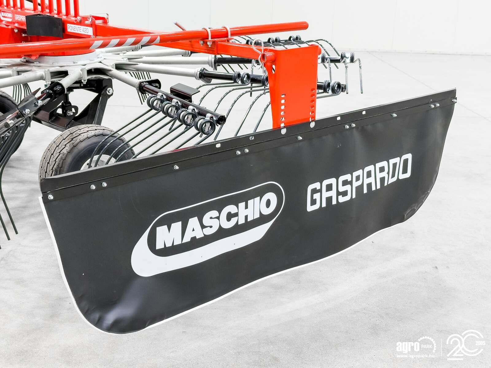 Sonstiges typu Maschio Ponente 420 4.15 m single-arm rake, 1.6 m swath width, working height adjustable from the cab, Gebrauchtmaschine v Csengele (Obrázek 26)