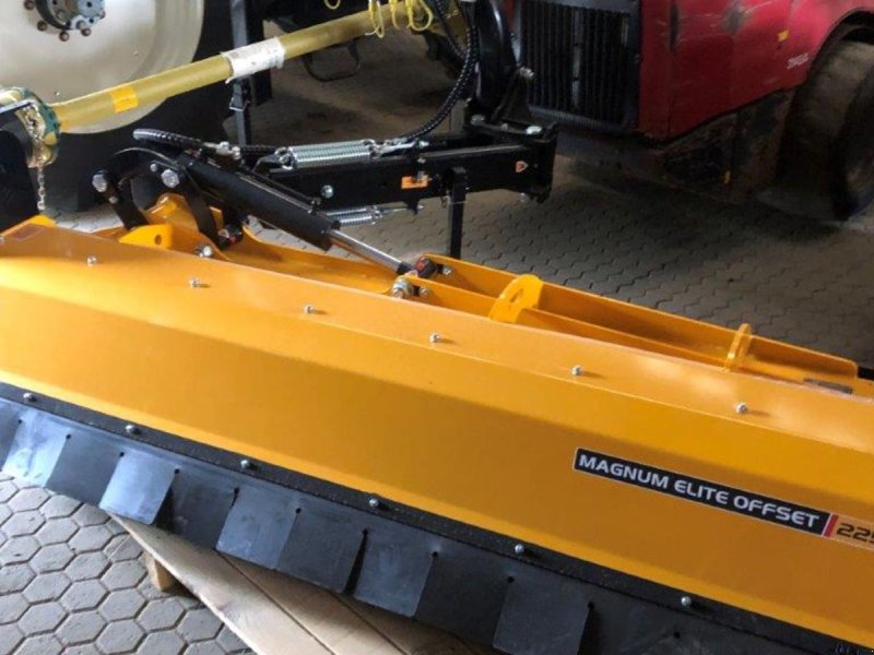 Sonstiges a típus McConnel Magnum Elite Offset 225, Gebrauchtmaschine ekkor: Tinglev (Kép 1)
