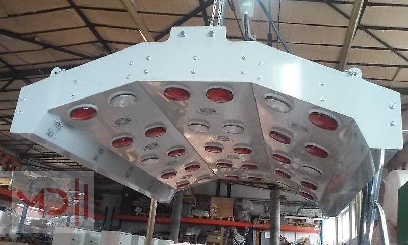 Sonstiges des Typs MD Landmaschinen BM Pferdesolarium Alu-Solar mit 30 Lampen, Neumaschine in Zeven (Bild 3)