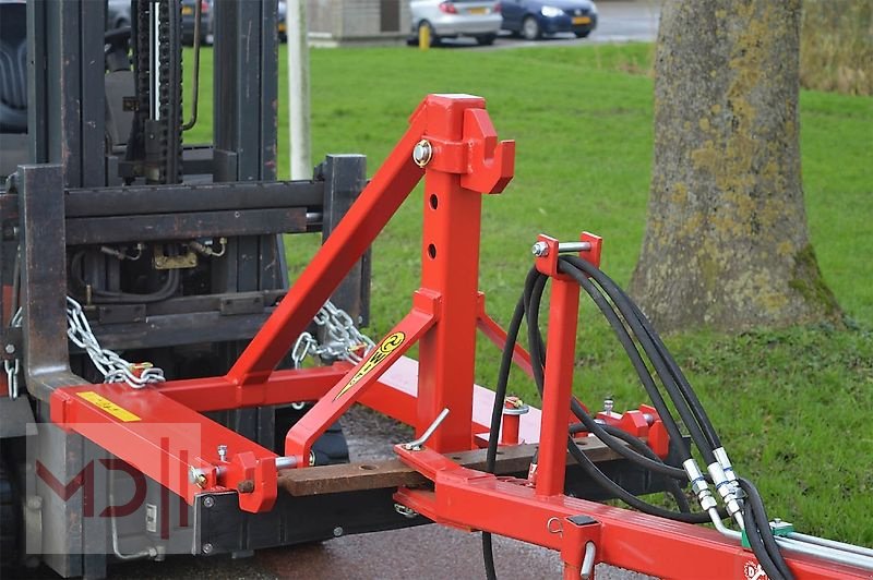 Sonstiges des Typs MD Landmaschinen WI Dreipunktadapter für Stapler, Neumaschine in Zeven (Bild 2)