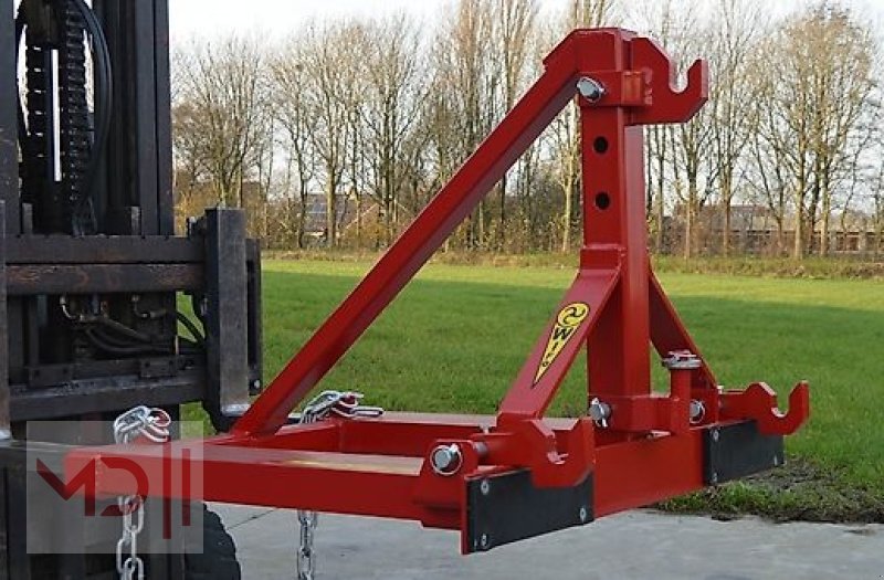 Sonstiges des Typs MD Landmaschinen WI Dreipunktadapter für Stapler, Neumaschine in Zeven (Bild 1)