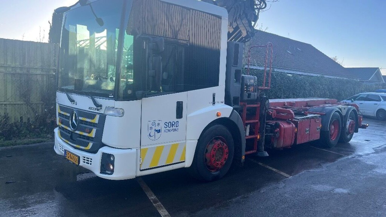 Sonstiges Türe ait Mercedes-Benz ECONIC 2630 med HIAB 192 E-4 kran og SAWO Wirehejs., Gebrauchtmaschine içinde Rødovre (resim 1)