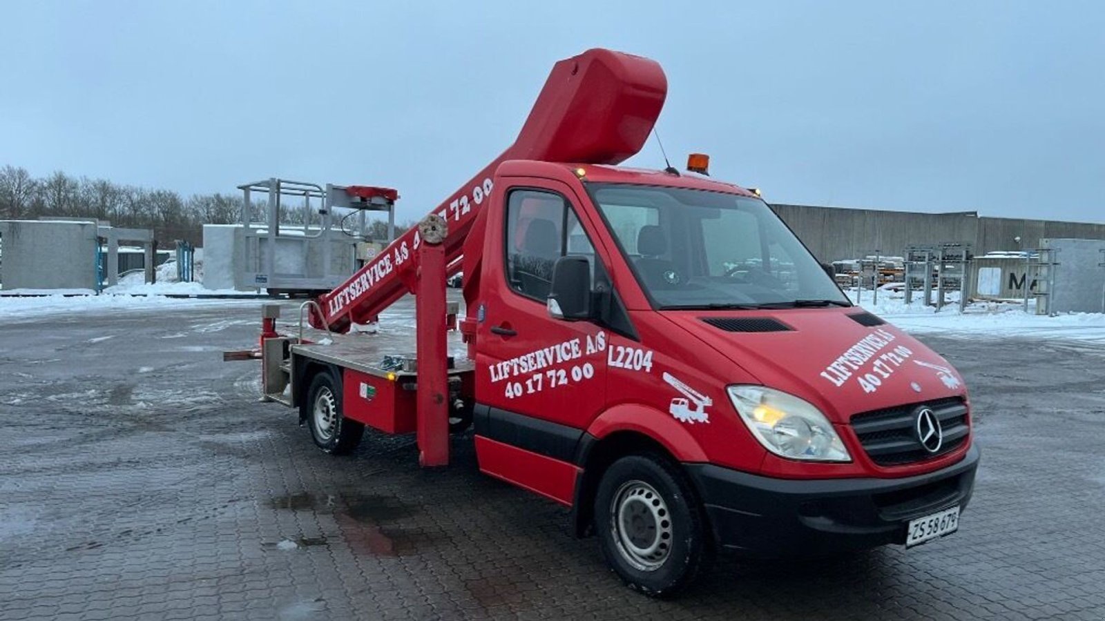 Sonstiges типа Mercedes-Benz Sprinter Liftbil, Gebrauchtmaschine в Rødovre (Фотография 2)