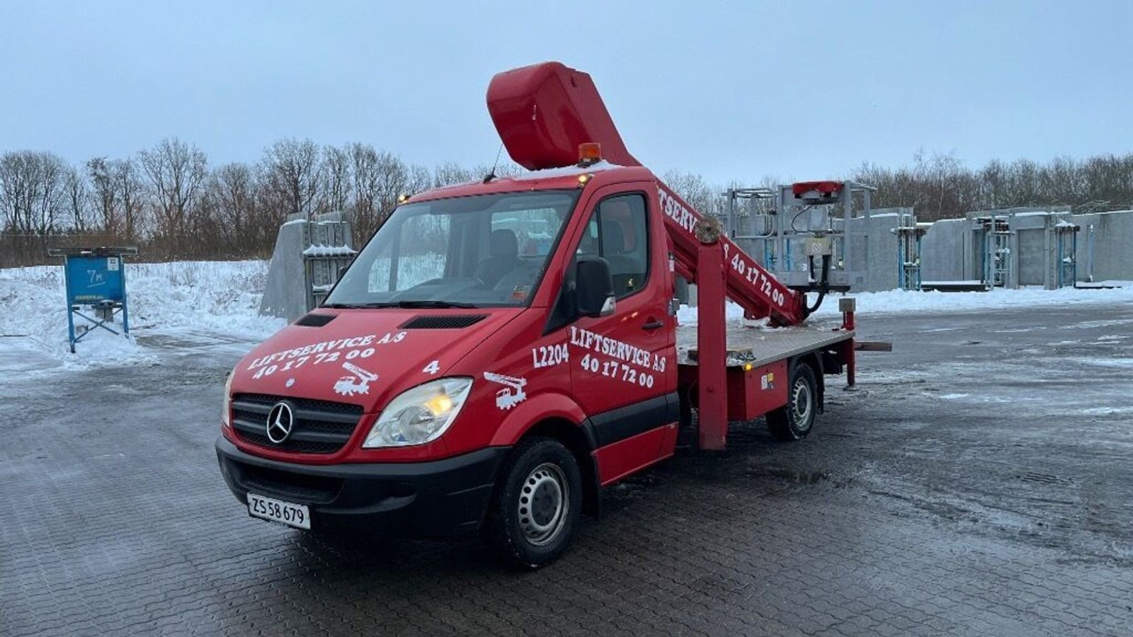 Sonstiges типа Mercedes-Benz Sprinter Liftbil, Gebrauchtmaschine в Rødovre (Фотография 1)