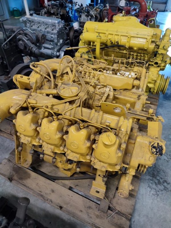 Sonstiges des Typs Mercedes OM422, Gebrauchtmaschine in TALCY (Bild 3)