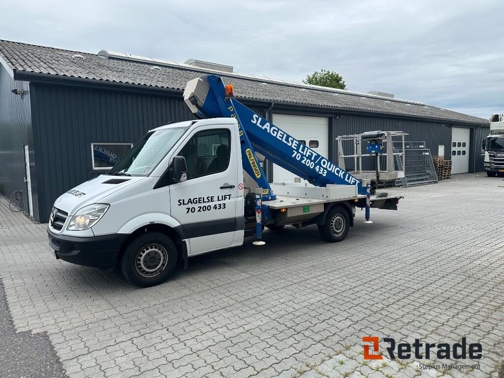 Sonstiges of the type Mercedes Sprinter med Palfinger P220B 22 meter lift, Gebrauchtmaschine in Rødovre (Picture 1)