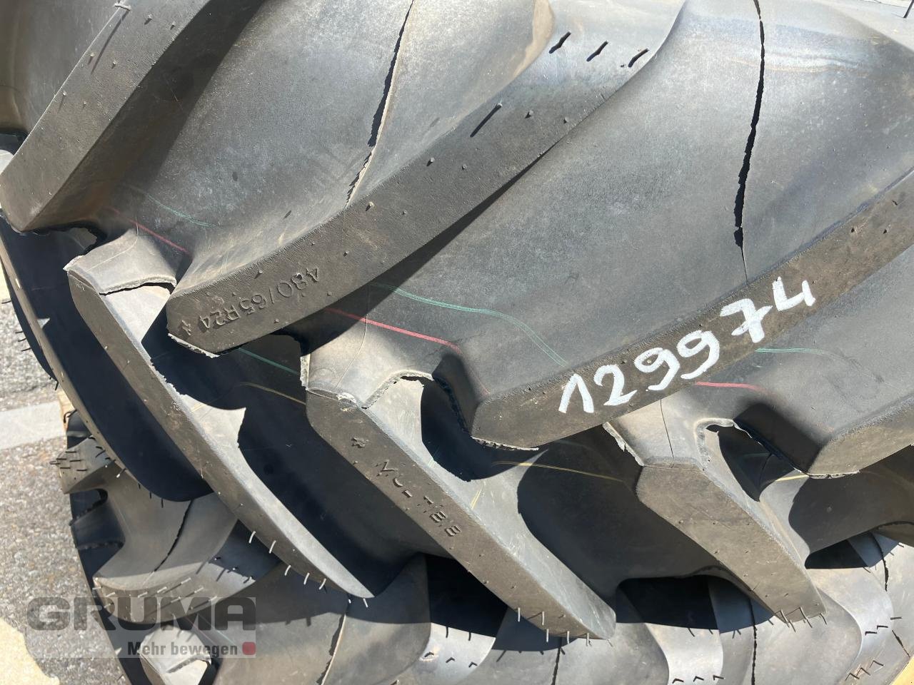 Sonstiges des Typs Michelin Reifen 480/65R24 u. 540/65R38 Multibib, Neumaschine in Friedberg-Derching (Bild 3)