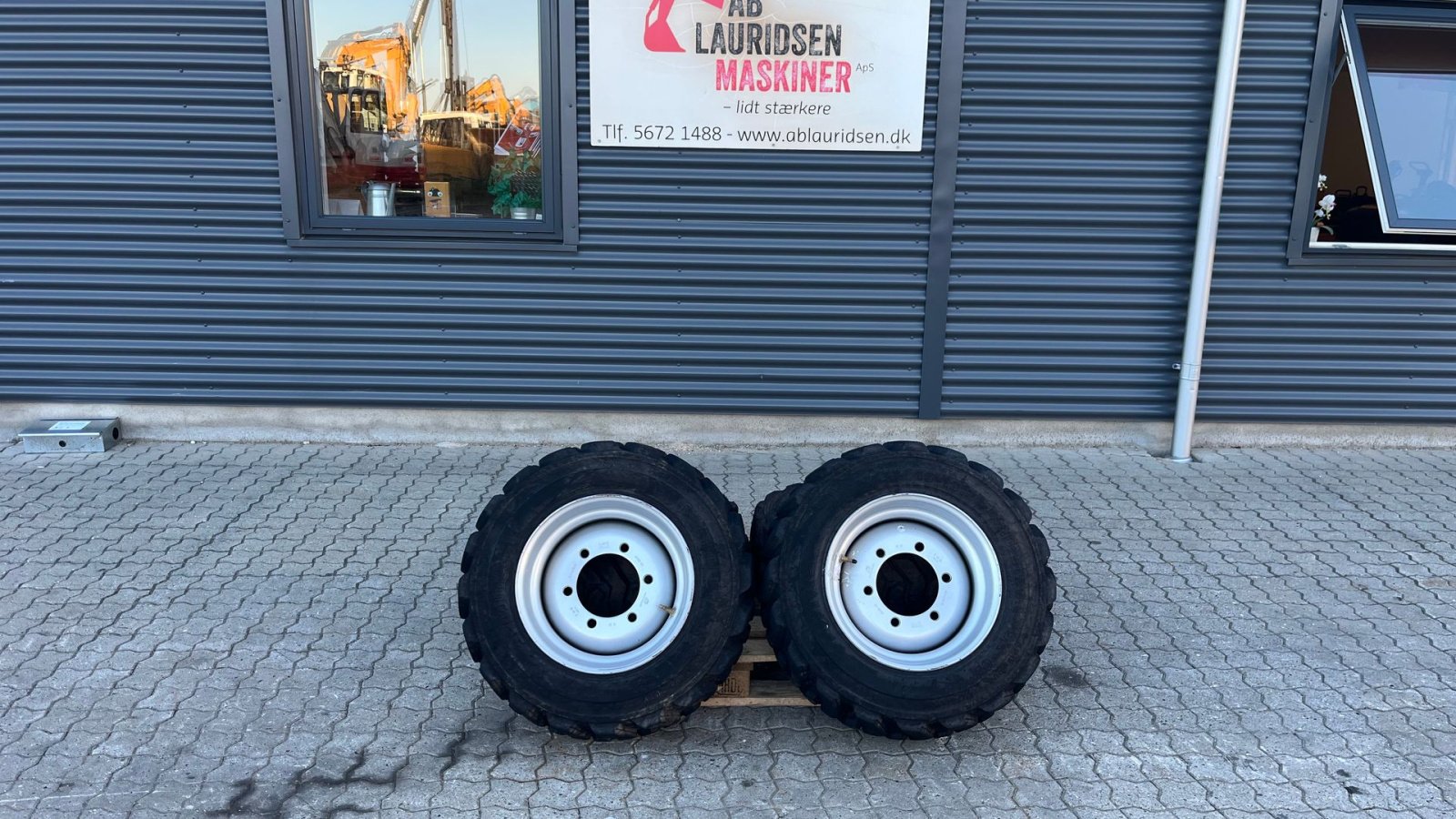 Sonstiges typu Mitas 10-16,5 komplethjul minilæsser, Gebrauchtmaschine v Rønnede (Obrázek 1)