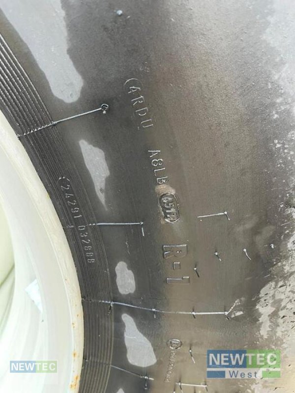 Sonstiges a típus Mitas KR 650/75R32, Neumaschine ekkor: Schwanewede-Brundorf (Kép 15)