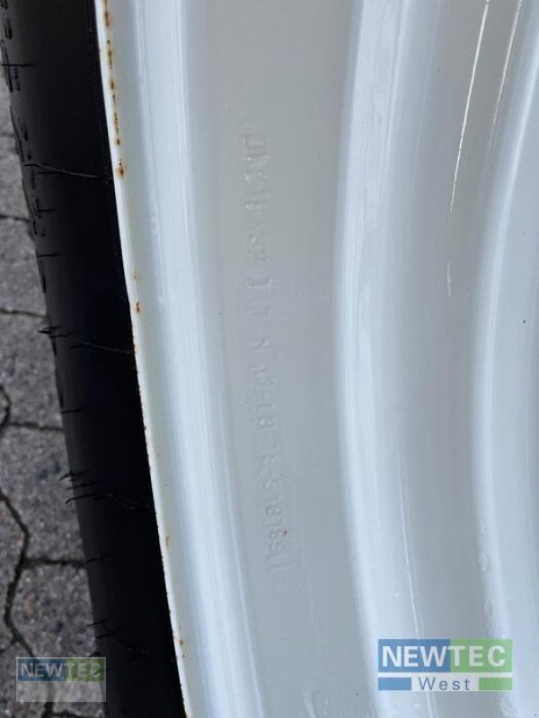 Sonstiges a típus Mitas KR 650/75R32, Neumaschine ekkor: Schwanewede-Brundorf (Kép 10)