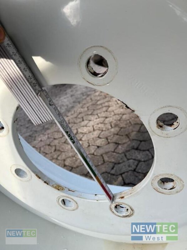 Sonstiges a típus Mitas KR 650/75R32, Neumaschine ekkor: Schwanewede-Brundorf (Kép 11)