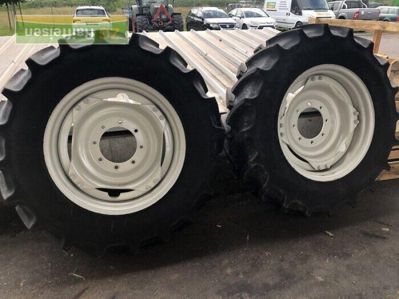 Sonstiges typu Mitas Räder Radsatz 340/85R28 Valtra MF, Ausstellungsmaschine v Steinach (Obrázek 1)