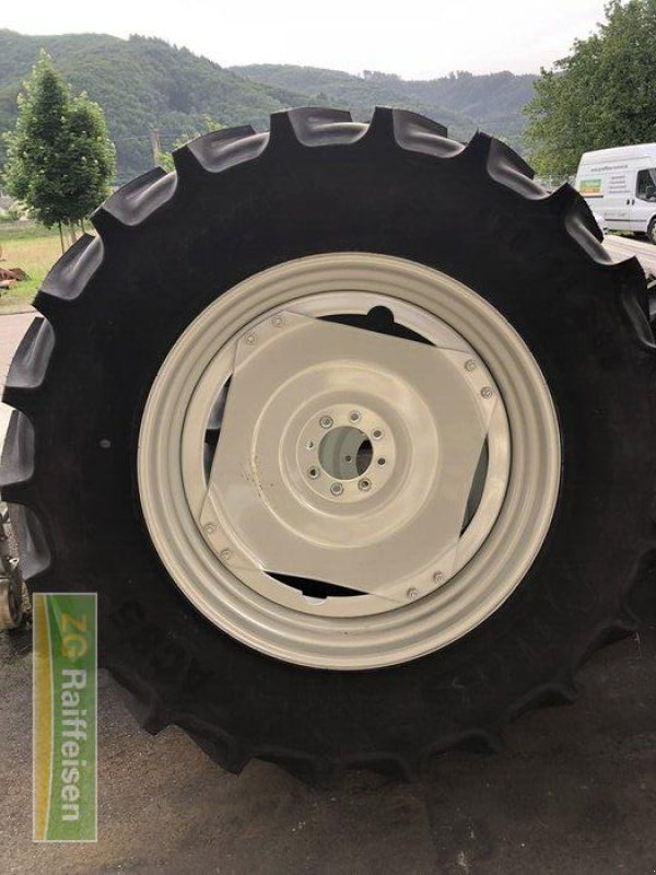 Sonstiges of the type Mitas Räder Radsatz 420/85R38 Valtra MF, Ausstellungsmaschine in Steinach (Picture 6)