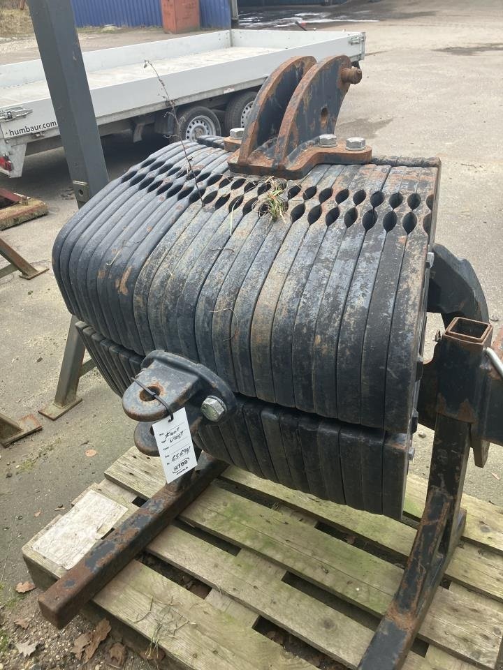 Sonstiges del tipo New Holland 1000KG NH FRONTVÆGTE, Gebrauchtmaschine In Suldrup (Immagine 1)