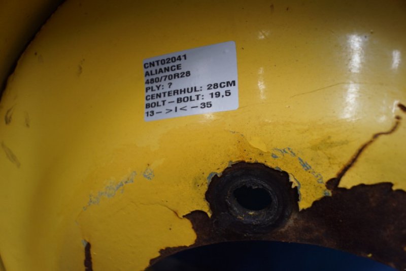 Sonstiges des Typs New Holland 28"   480/70R28, Gebrauchtmaschine in Hemmet (Bild 4)