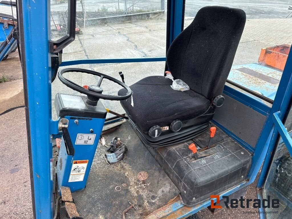 Sonstiges des Typs New Holland CM274 Med HYDROMANN 100H saltudlægger, Gebrauchtmaschine in Rødovre (Bild 5)