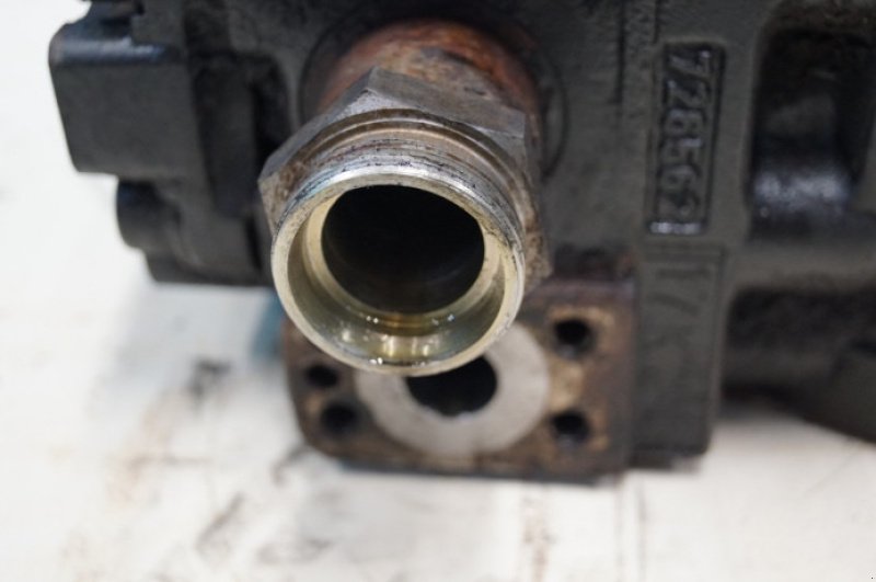 Sonstiges a típus New Holland FX60, Gebrauchtmaschine ekkor: Hemmet (Kép 4)