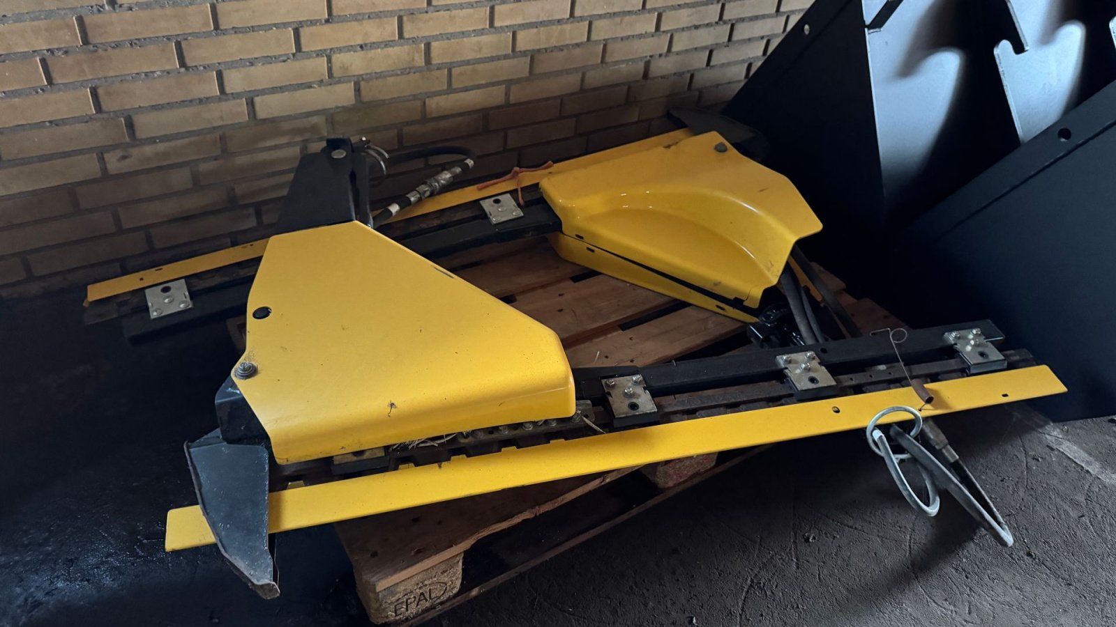 Sonstiges of the type New Holland Hydrauliske sideknive TIL VARIFEED SKÆREBORD, Gebrauchtmaschine in Nørager (Picture 1)